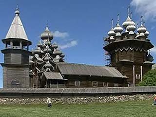  カレリア共和国:  ロシア:  
 
 Transfiguration Church, Kizhi 